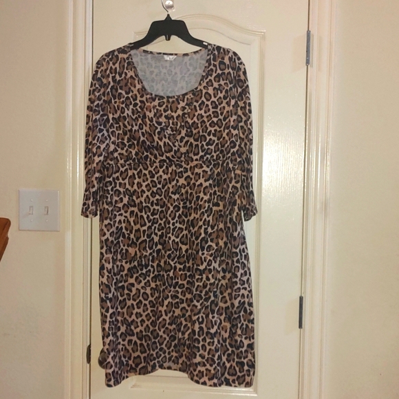 Maternity Clothing Bundle - Picture 3 of 12